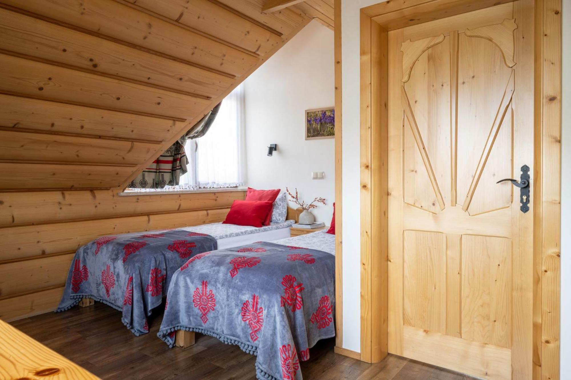 Lux-House & Jacuzzi Sauna Zakopane Buitenkant foto