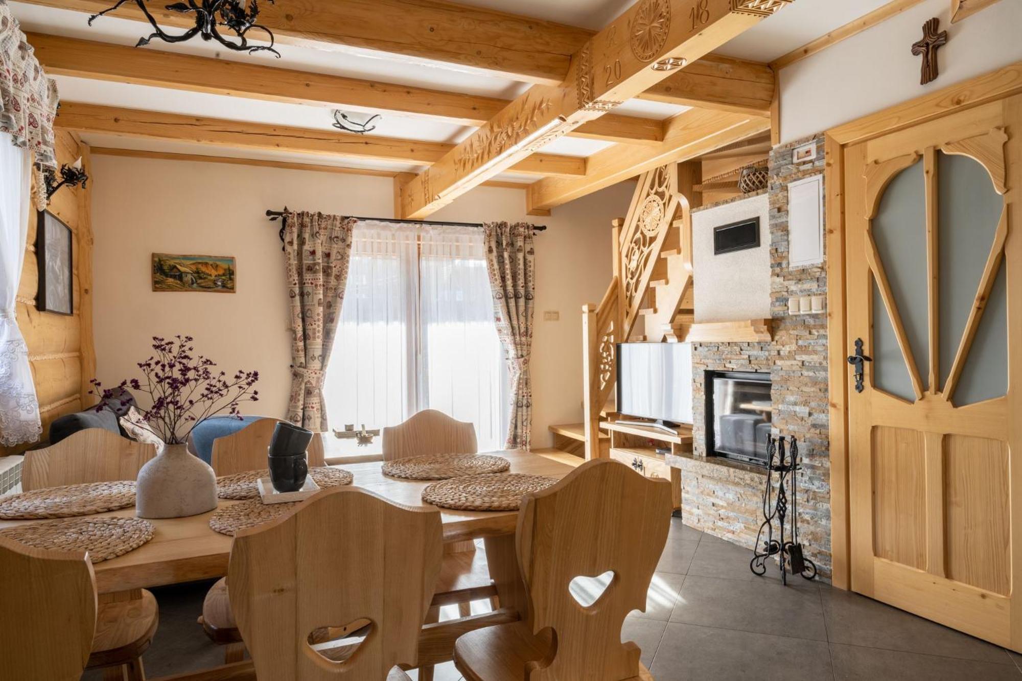 Lux-House & Jacuzzi Sauna Zakopane Buitenkant foto