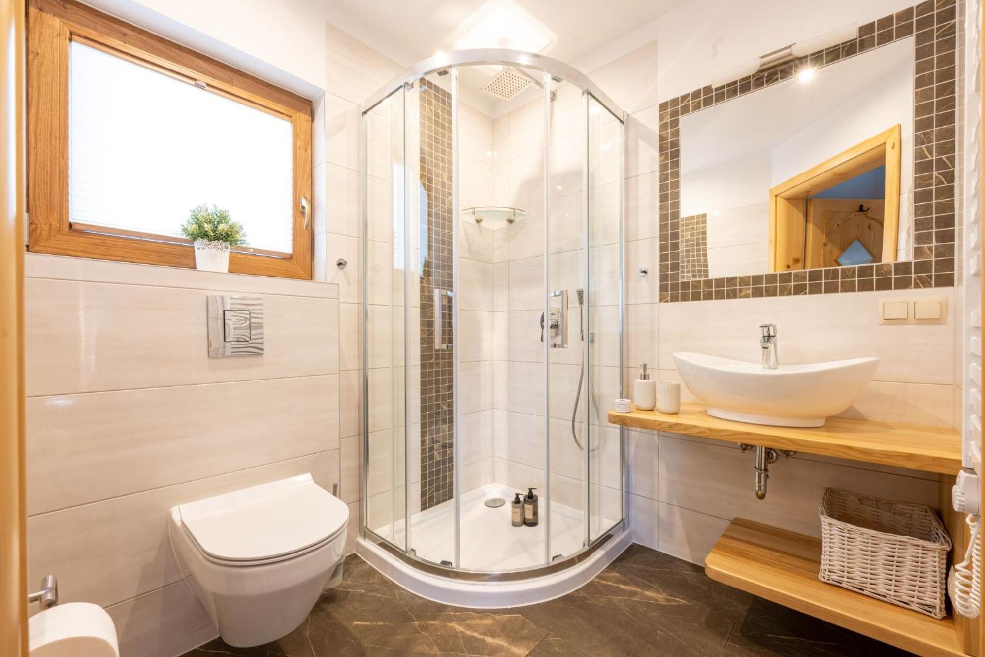 Lux-House & Jacuzzi Sauna Zakopane Buitenkant foto