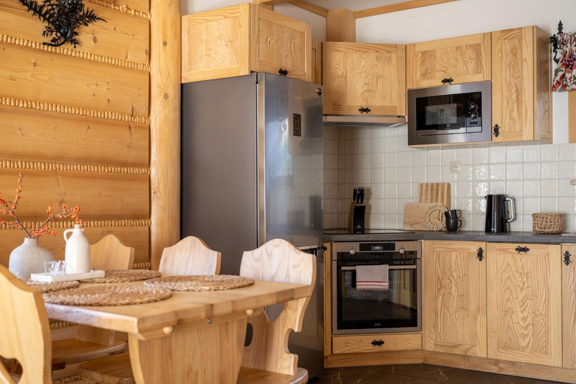 Lux-House & Jacuzzi Sauna Zakopane Buitenkant foto